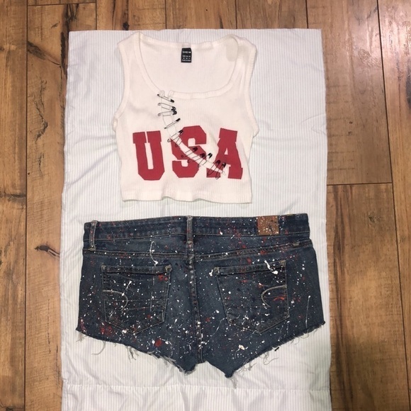 SHEIN Tops - SHEIN Pin Front Letter Graphic Crop Tank Top and AEO Jean Shirties